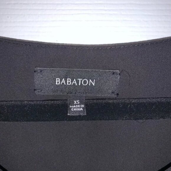 Artitzia Babaton Cropped V Neck Shirt | Black | XS - Picture 5 of 7